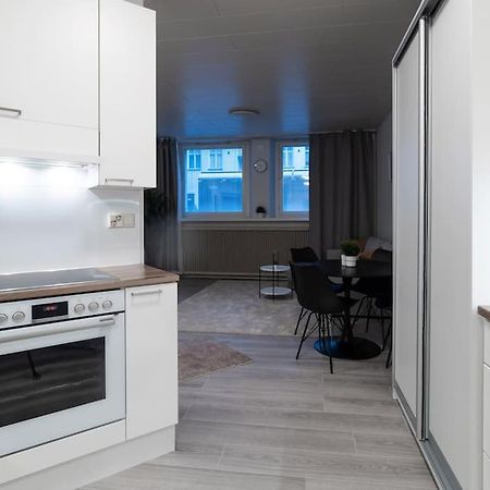 Cozy Roomy Studio Flat Next To Tram Stop @ Kallio Helsinki Exterior photo